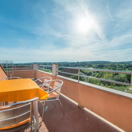 Fuer 4 Personen Ca 40 Qm In Pula, Istrien Istrische Riviera Apartment *