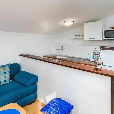 Apartment Fuer 4 Personen Ca 40 Qm In Pula, Istrien Istrische Riviera *