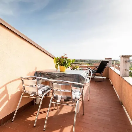 Fuer 4 Personen Ca 40 Qm In Pula, Istrien Istrische Riviera Apartment *