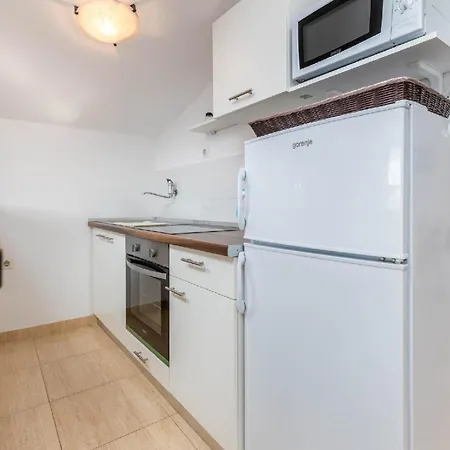 Fuer 4 Personen Ca 40 Qm In Pula, Istrien Istrische Riviera Apartment Pula
