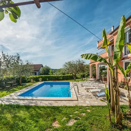 Fuer 4 Personen Ca 40 Qm In Pula, Istrien Istrische Riviera Pula