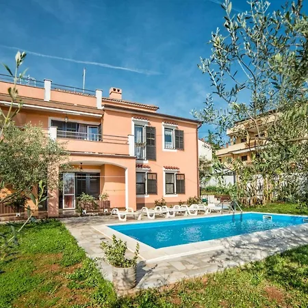 Fuer 4 Personen Ca 40 Qm In Pula, Istrien Istrische Riviera Apartment Pula